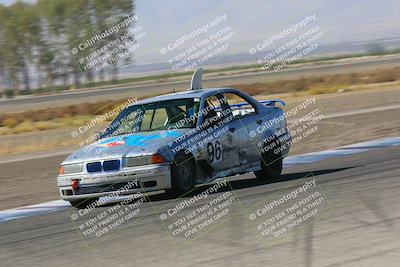 media/Oct-01-2022-24 Hours of Lemons (Sat) [[0fb1f7cfb1]]/10am (Front Straight)/